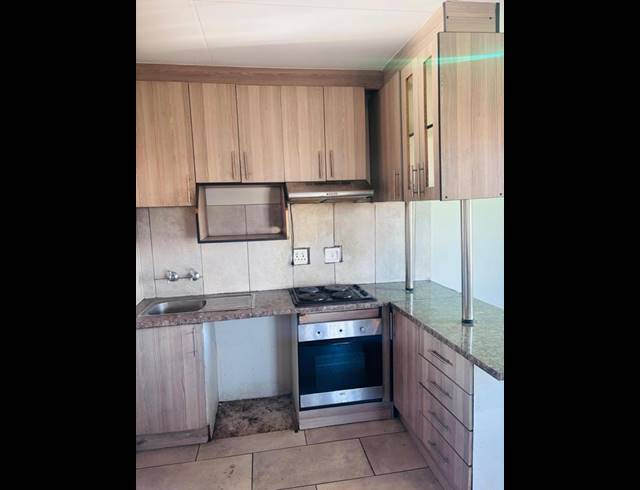 2 BEDROOM APARTMENT FOR SALE IN FLEURHOF